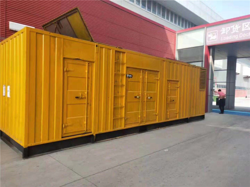 渝中国内外发电机组租赁合同在明确设备维护责任方面有哪些不同做法？